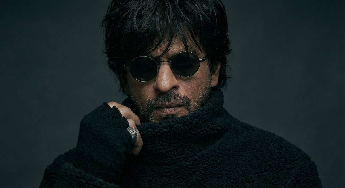 believer_0's tweet photo. #Pathaan was an okay-okay movie for me ...
But that period was just unimaginable , the craze of a returning King , the boycott gangs gearing , it cells exploding on twitter , and a 10 years old dry phase , but against all odds there is just ONE MAN 
- SHAHRUKH KHAN #SRK #SHAHRUKH https://t.co/nE5bBRkXIT