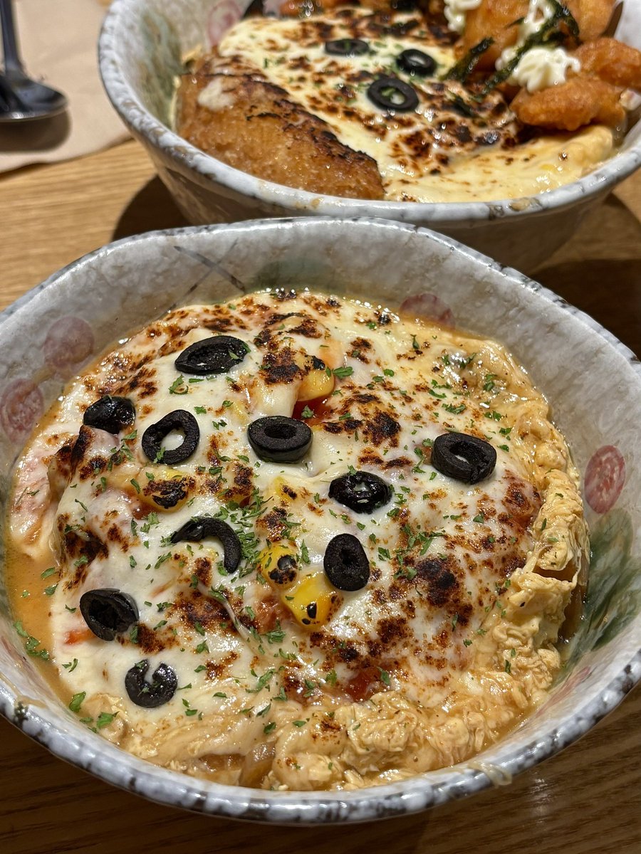 muk_archive's tweet photo. 피자가츠동이라는 걸 처음 먹어봤고 감동받음 https://t.co/1BKxxer1TS