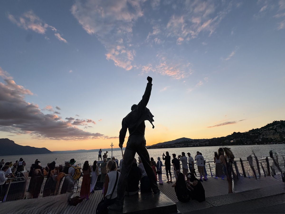 The_MPT's tweet photo. 1 week to go till Montreux! 🤩 We can’t wait to see you all soon - Team MPT  💛🧡❤️
 
Visit https://t.co/nhYLGFAMNK to read the Official Freddie Mercury Birthday Party Guide: 
https://t.co/P4IQqRkB6A
#Montreux https://t.co/w41nHpVqsc