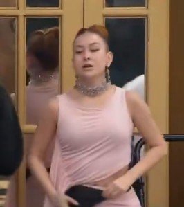 Moni77777777's tweet photo. Con Sol/ con Yipio
 #GranHermano https://t.co/kKYxkBnN22