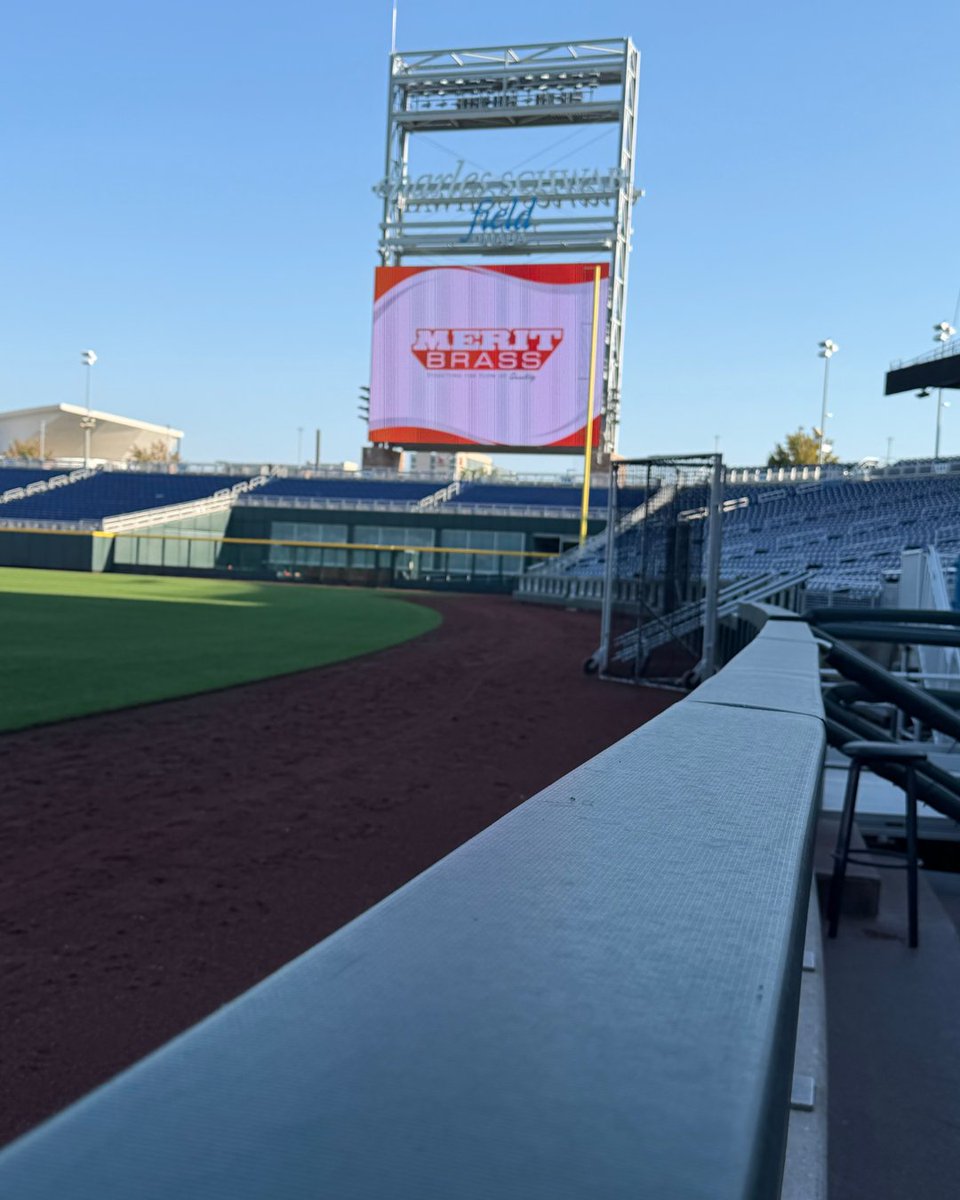 meritbrassco's tweet photo. ⚾ Great conversations. Strong partnerships.
Scott Weisman & Jason Murkins recently attended the Central States AD Field Marketing Summit Dinner at Charles Schwab Field.
#PVF #WholesaleDistribution #MeritBrass #CharlesSchwabField https://t.co/MvEQSyaSBm