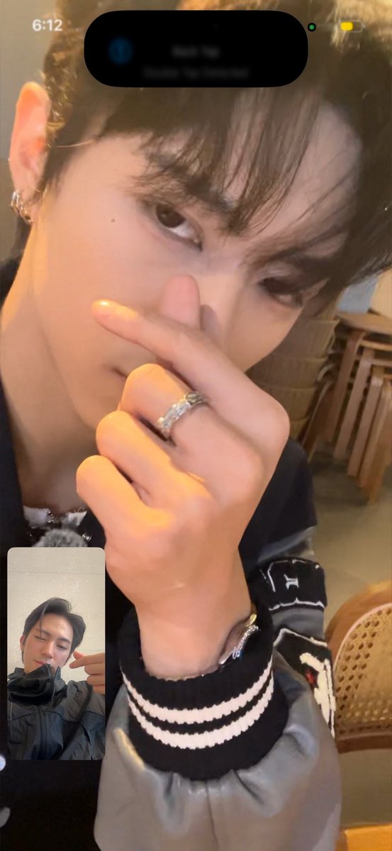cherryninie's tweet photo. 260827|彭梓燁_Leo Weibo update:

1) Kingston, kingston, kingston, kingston~~have you eaten? Your little leo misses you, misses kingston

2) If you have time, send me a wechat message, Kingston.. i know you’re also quite busy in Beijing, let’s have a good chat when we meet tomorrow, i’m going to go look at pants now~

#煙灰 #港劇煙灰 #Ashofficialseries #彭梓燁Leo #PengZiye  #億軒Kingston #Yixuan #LeoKing
