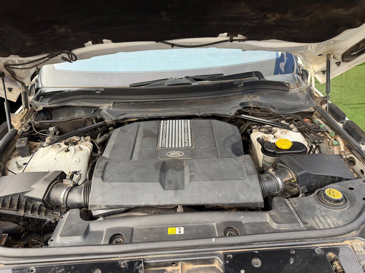 Jac4boJac's tweet photo. AUCTION !!!
2015 upgraded exterior to 2023 Range Rover vouge https://t.co/Ltjs5brpji