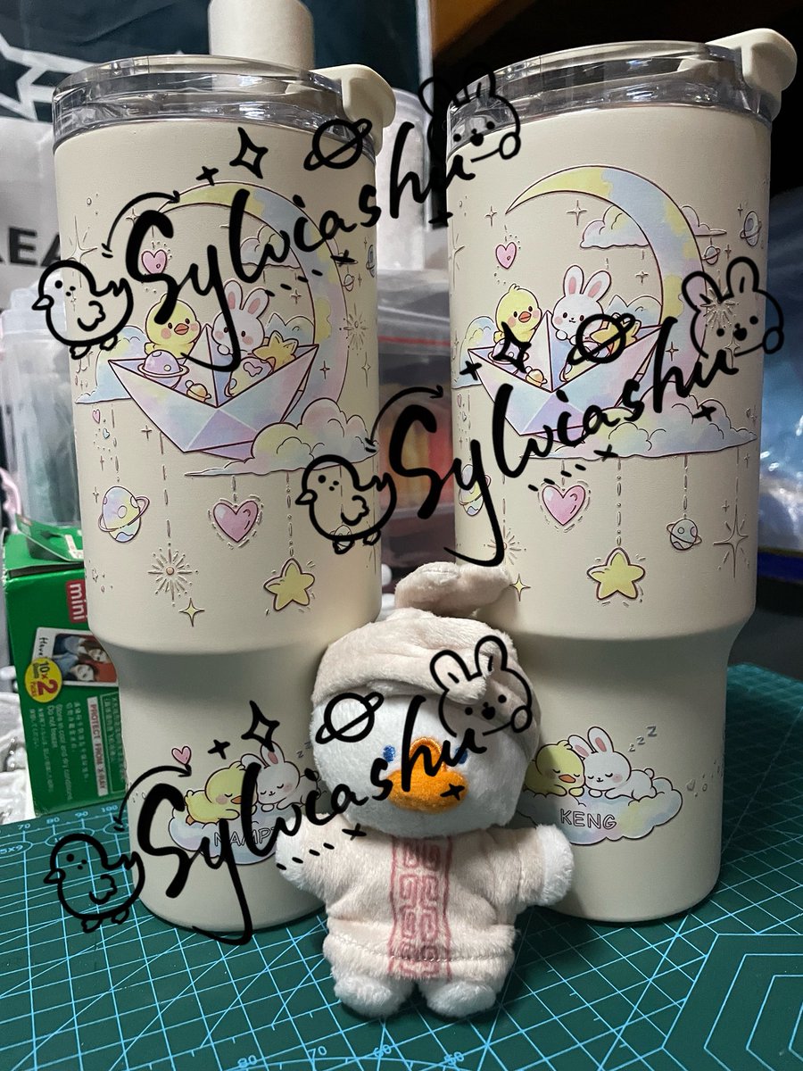 Sylviashu_816's tweet photo. 经朋友提醒，我发现网络上有盗用设计的网友。
为避免有ohoh们受骗，我在此慎重声明本作品所有内容未进行任何用途的使用授权。
🚫严禁任何单位及个人擅自商用、复刻、二次传播、衍生修改、落地投产或用于商业宣传场景。
非常抱歉因个人原因占用公共资源
#KengNamping #เก่งน้ำปิง https://t.co/NoKYz7zDeV