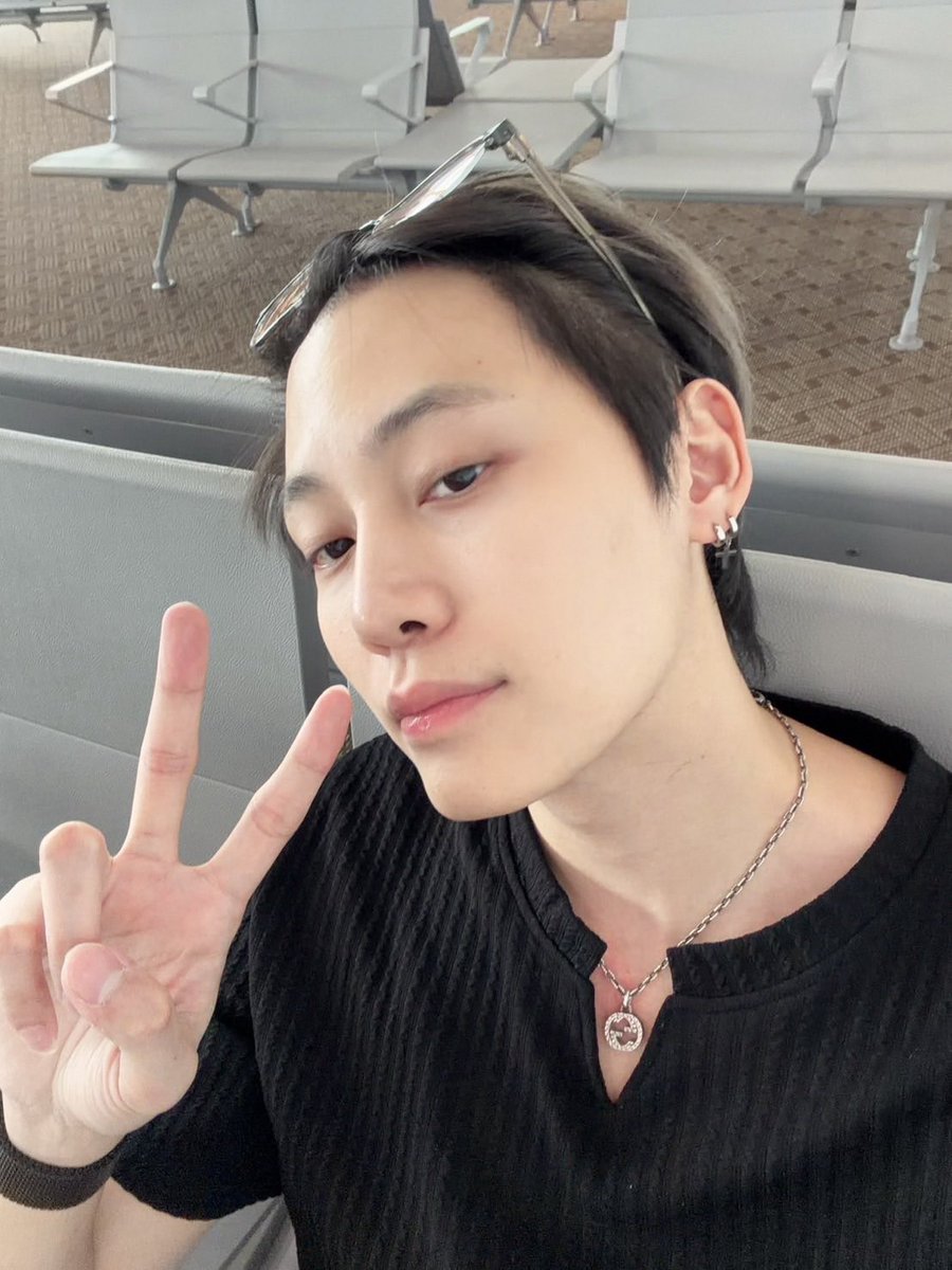 bb0un_official's tweet photo. 🗓️[27.08.2026] IG : gmmtv

 We’ll finally get to meet! I’m so, so excited. Hang tight, see you all soon!

P.S. Prem is heading back from the US and will join Boun there.

#BOUNPREM1stFMinSaoPaulo 
#GMMTV
 
📍 https://t.co/jDW6kWVASx

#bb0un https://t.co/xD7t5ranlZ