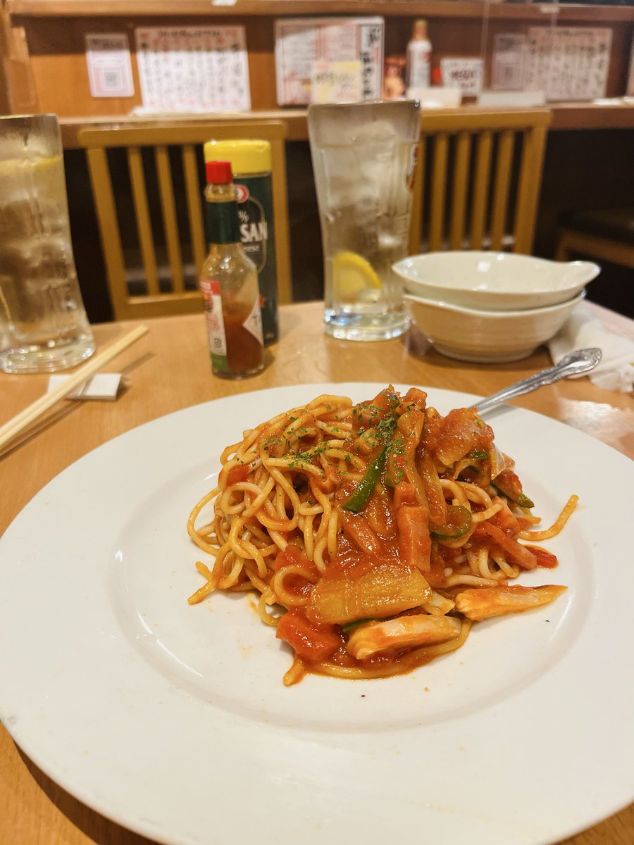 Altomo0521's tweet photo. 友人と有楽町のガード下のお店へ。
以前別の友人と2回行ってポストしたお店です。
今回は東京に来てくれた友人をお連れしました。
美味しくて楽しくて幸せなひとときでした。
ありがとうございます😊 https://t.co/46ZXrQ1u5A