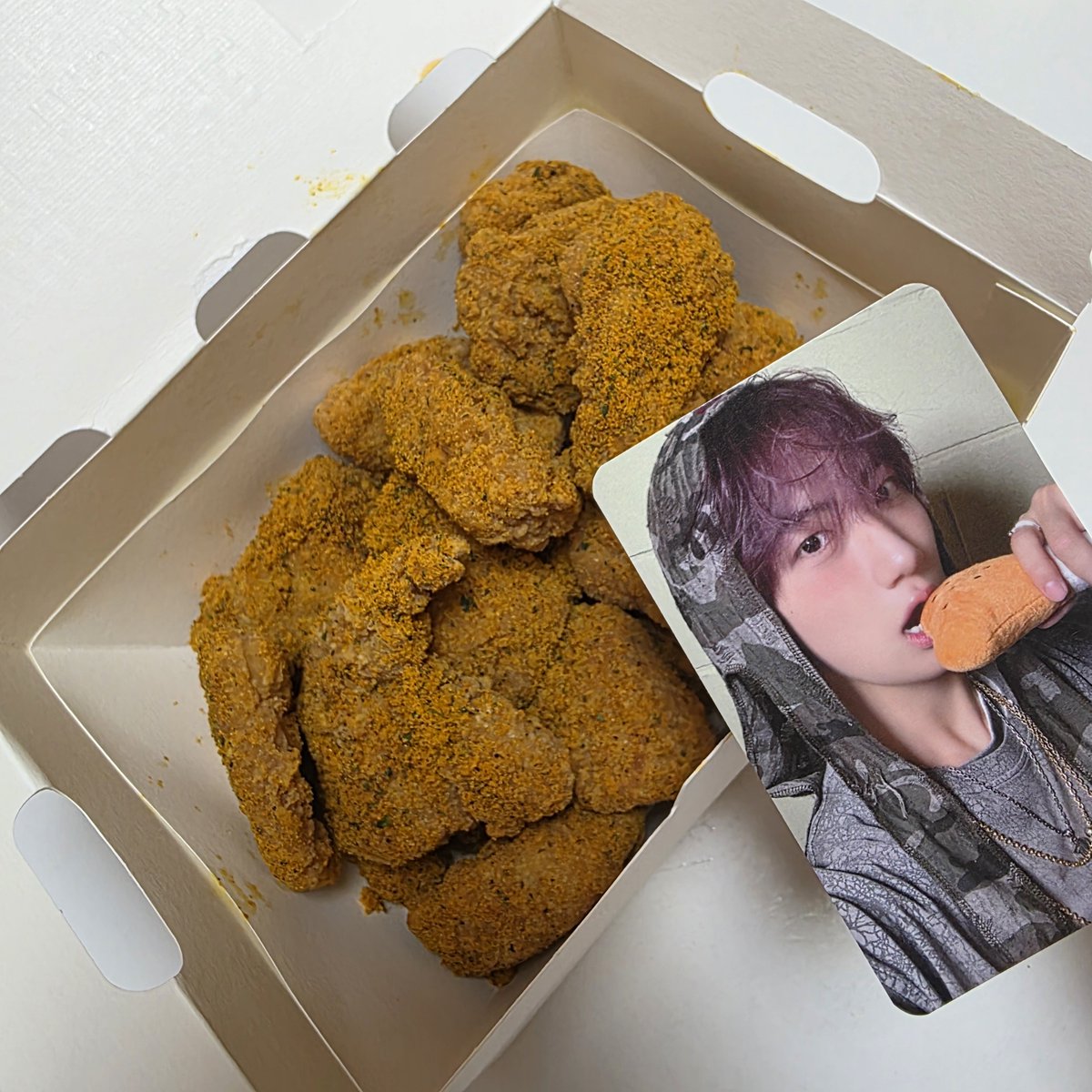 HaMong_x's tweet photo. 커링클 바로 먹어봐야지❤️ https://t.co/KAhz0yBN0a