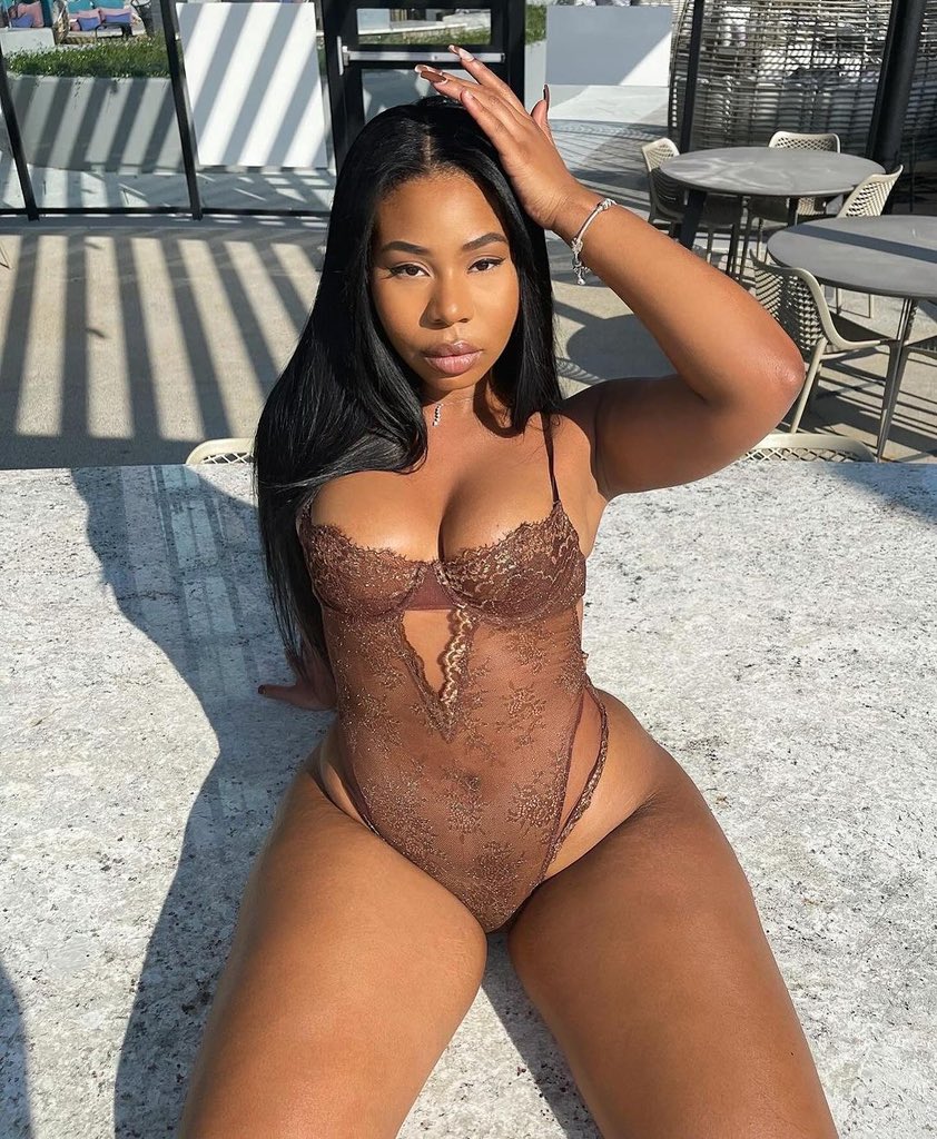 imjustgroovy0's tweet photo. Too fine to Behave😘✨ https://t.co/jHUAIBAwQE