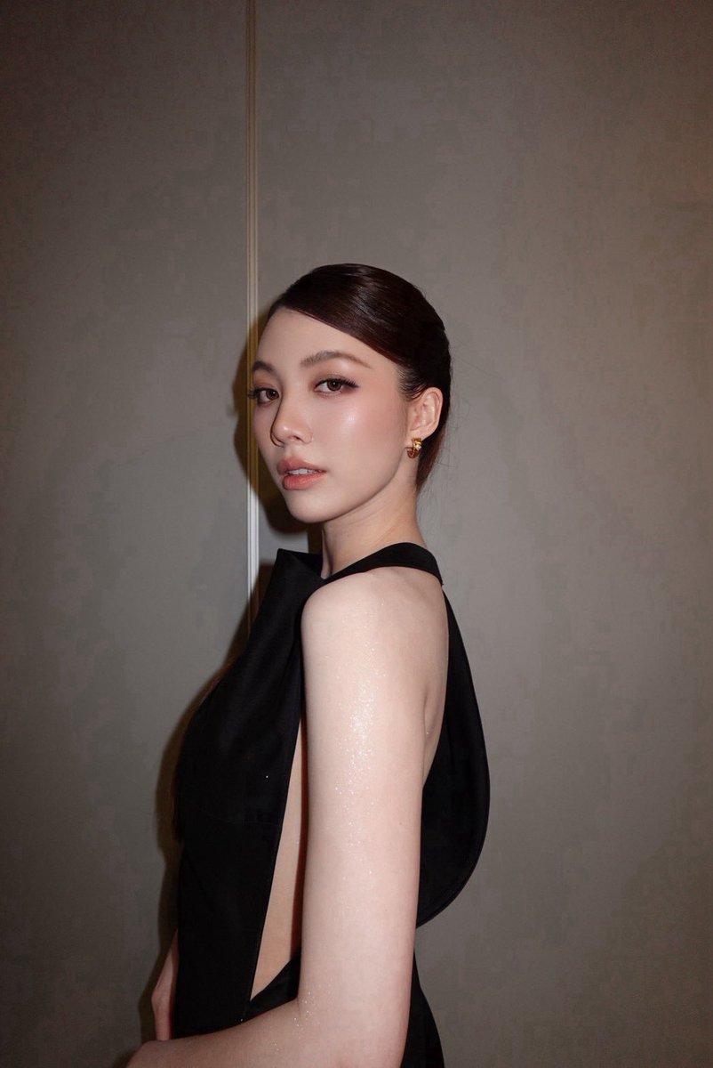 ormmormm's tweet photo. cr.คุณรุ่งจิ๋ว🤍

ORM FRIEND OF DECORTÉ
#ORMCentralBeautyAwards https://t.co/0ZxencbRPj