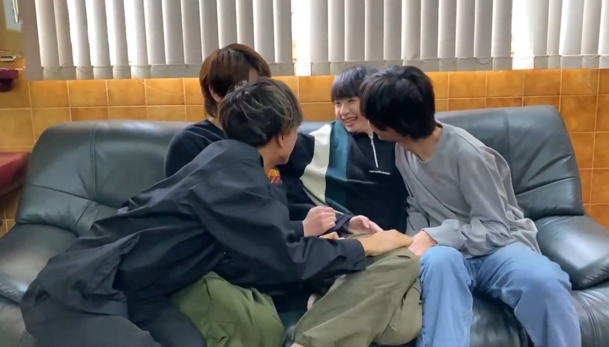 take_rakko's tweet photo. アンビがみんな蓮王♡蓮王♡だった頃も(画像参照)、たけちゃんは一輝♡一輝♡だったのほんまブレない男 https://t.co/Yjzvfs9Bpe