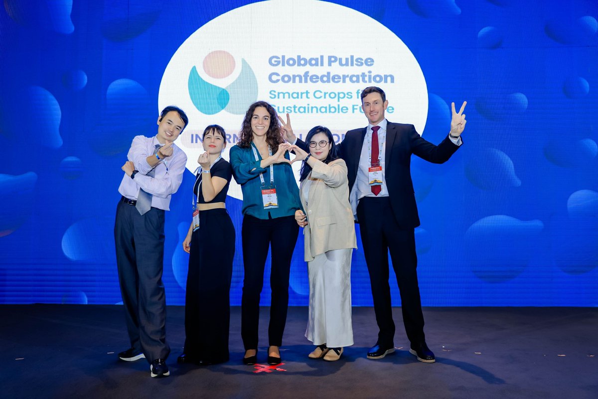 GlobalPulsesGPC's tweet photo. Day 3 in Qingdao 🌱

Three days of insightful crop panels, inspiring keynote speakers, meaningful conversations and valuable connections across the pulses industry.

Thank you for being part of it. See you at the next one! 🌍✨

#GPC #QingdaoPulsesCongress #Pulses #PulsesIndustry https://t.co/6Lq7YJpmrt