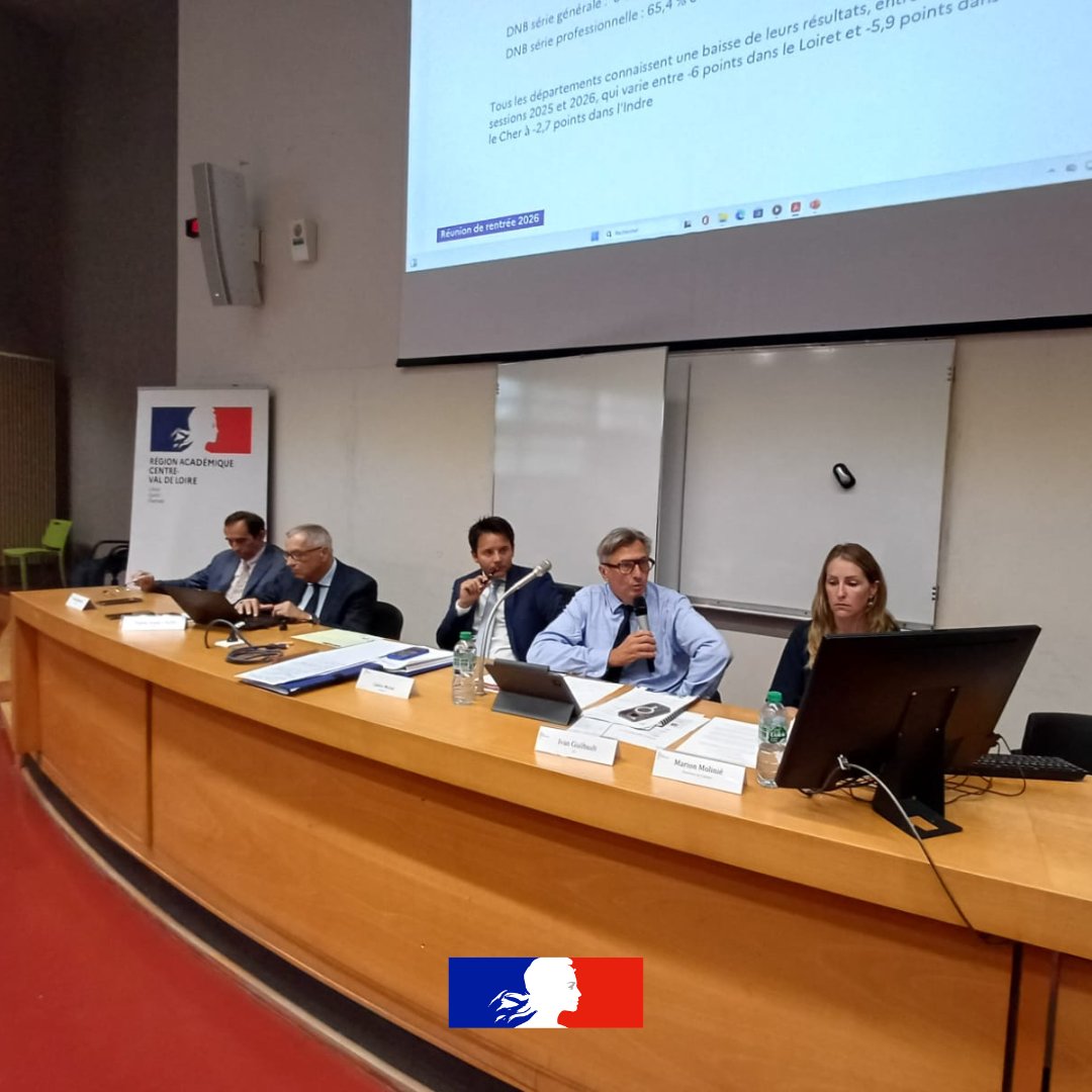 ac_orleanstours's tweet photo. Réunions de rentrée des cadres

Aujourd'hui, les personnels d’encadrement de l’académie se retrouvent pour préparer la nouvelle année scolaire.
Deux temps d'échanges, à l’Université de Tours puis à l’@Univ_Orleans, autour des priorités et des perspectives de l’année à venir📝 https://t.co/dYJCxhn30y