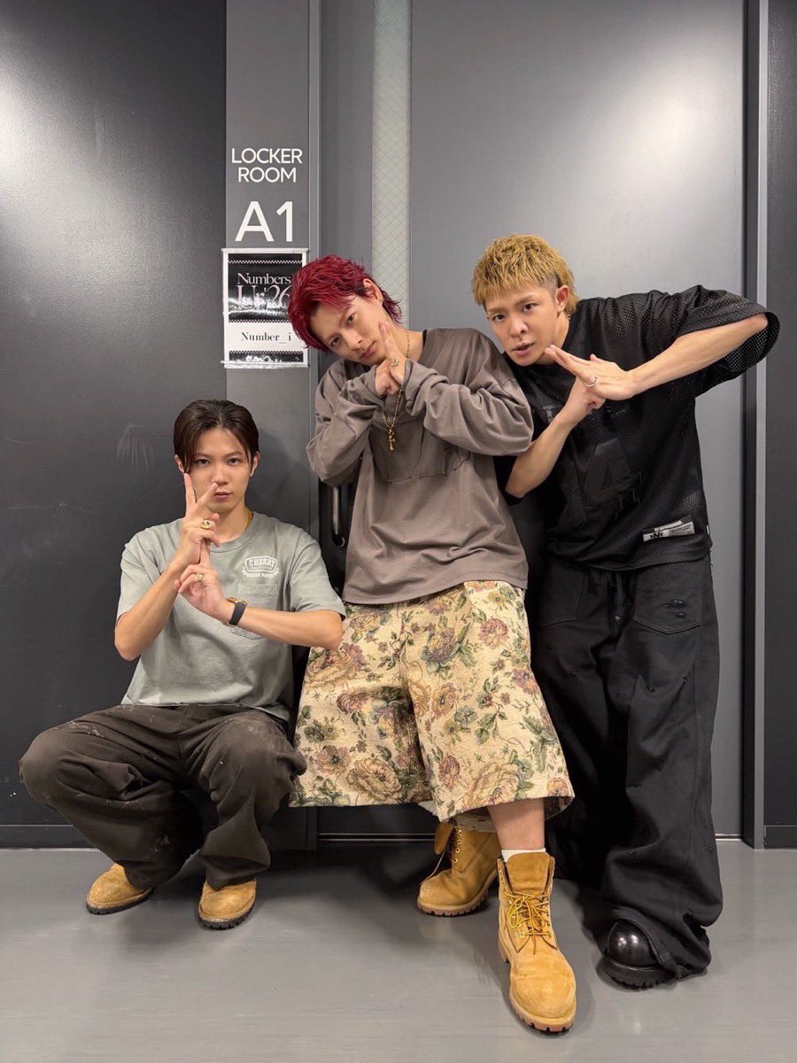 Eto0627's tweet photo. ファンミでお悩みコーナーいらないって、📮みた。
確かに、間延びしてたのは否めないけど、その分3人のトークを楽しく聴けたから良かったよ♡

カラオケと客席まで来て！って…わかるけど、歌はLIVEで聴けるから私は、トークで満足してます(*˘︶˘*).｡.:*♡
 #NumbersUr26 https://t.co/Hor7R6ZDvE