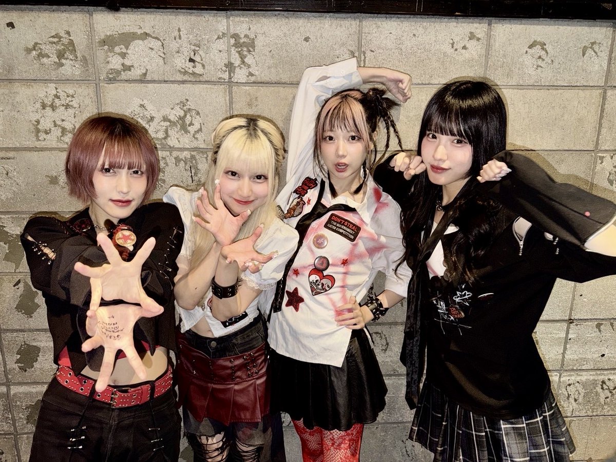 LUCYgirlish_'s tweet photo. /／
こぐまカリー3夜連続「トーキョーログ」
at 目黒ライブステーション
ありがとうございました！
\＼

▶▶▶Next
8月29日(土)
INFINITY LIVE presents 『ASTROPUFF』
at 新宿MARZ
OPEN 14:40 / START 15:00(予定)

是非お待ちしております｡✧｡･ﾟ

#LUCYちゃん https://t.co/AWZy10I16L