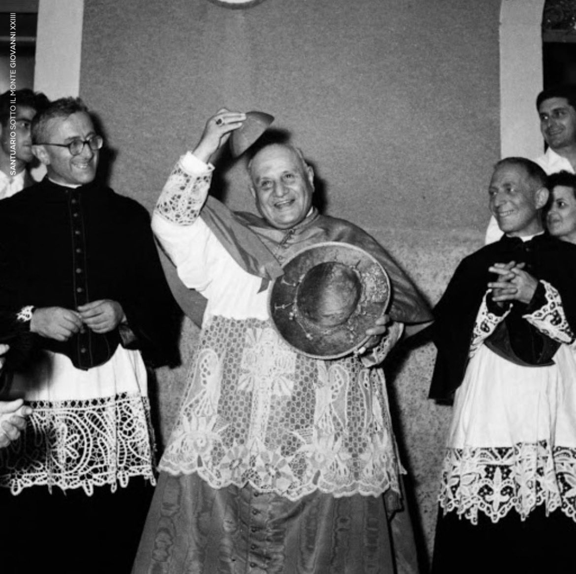 jesuitpatriot's tweet photo. "try very hard in Latin because in my humble opinion familiarity with Latin is the real test of the progress of a good priest's training. If you knew what a joy it is later on to be able to read St Gregory and St Ambrose, in whose writings the most beautiful and profound mysteries of Christian life and doctrine are firmly and incisively portrayed! But for this purpose you must accustom yourself to understanding, writing and even speaking Latin."

- Saint John XXIII, Letter to his nephew 1948