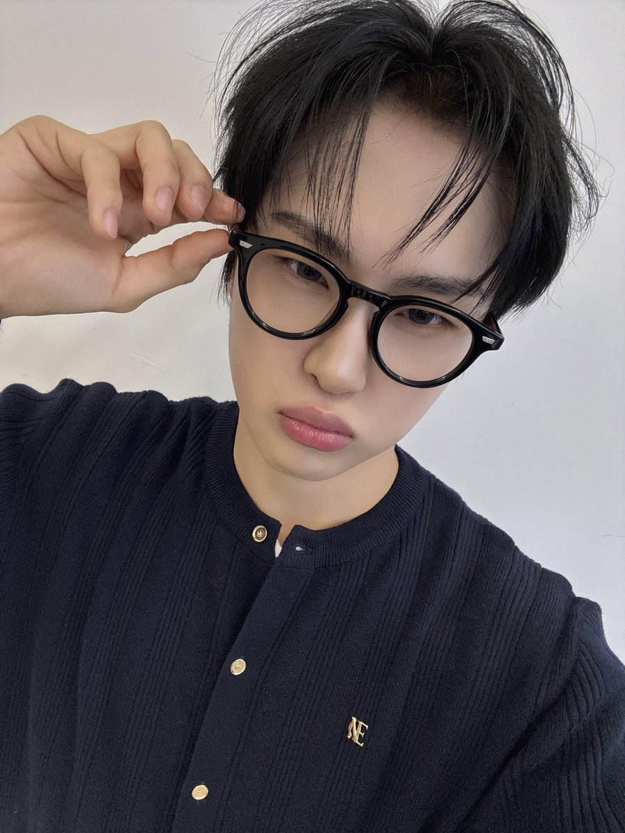 NewBeat_twt's tweet photo. [#박민석]

동글동글➿ https://t.co/7optgkucA6