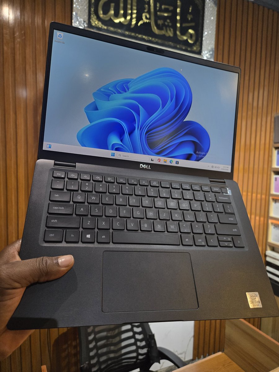 yaro2k's tweet photo. Direct UK 🇬🇧 
Dell Latitude 7410
Display: 14.0-inch screen size
Inte|(R) Core(TM) i7-10th Gen
Storage: SSD 256GB
Installed RAM: 16GB
Finger scanner 
Excellent Battery 🔋 
Backlit Keyboard

Proce: DM https://t.co/hRclTo6d7A