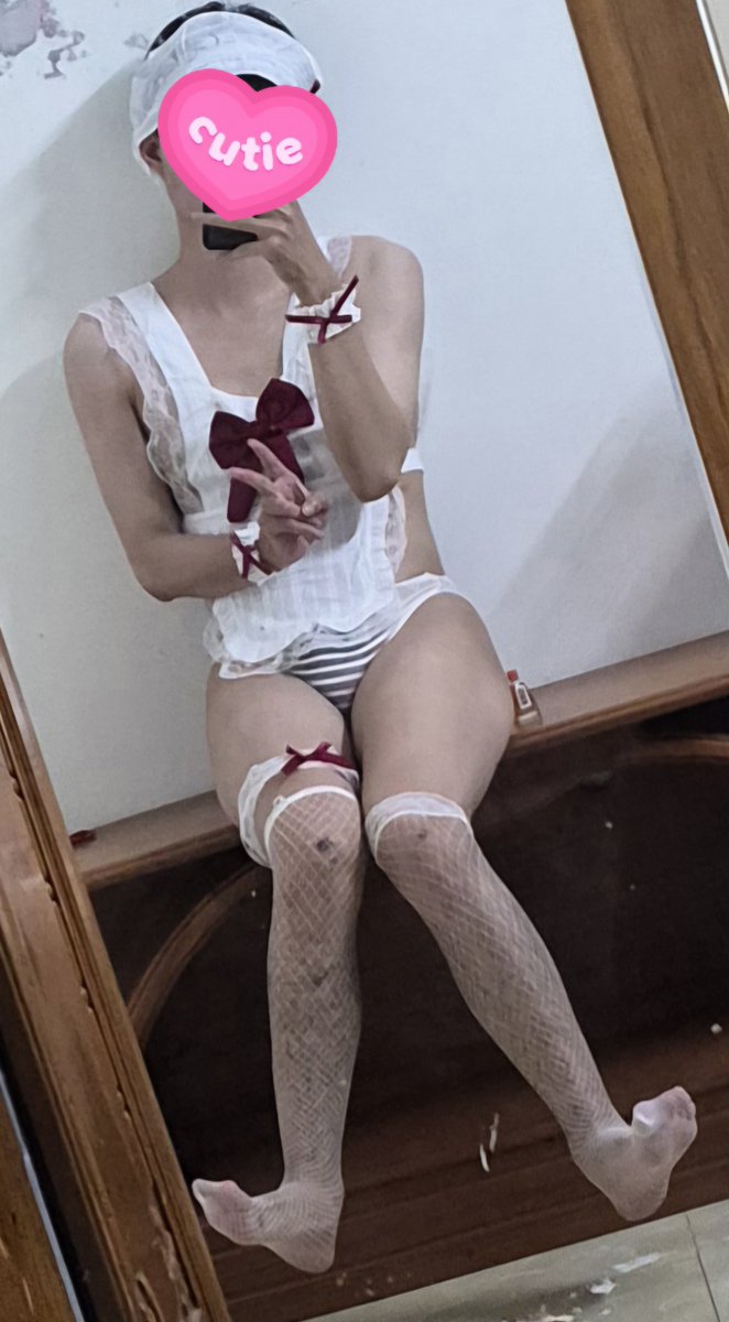 lovingxyt's tweet photo. Your maid https://t.co/OGWkddlM1Y