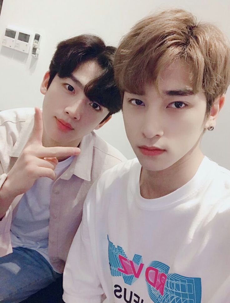 fikrisudahtobat's tweet photo. AOWKAOWK HARDIN B612 🤭 https://t.co/EJxQgPjleU