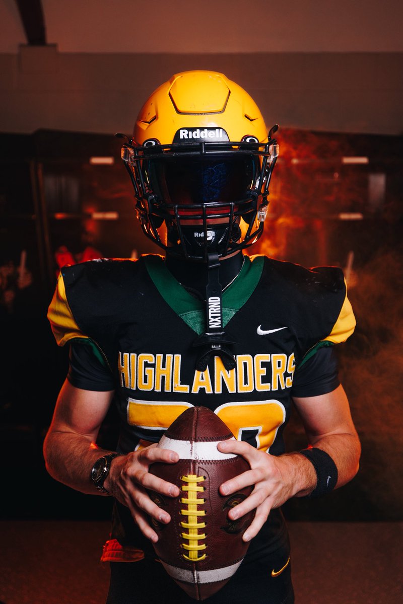 ConnorClaborn28's tweet photo. Game Day @ Home, 7PM vs. Weatherford.

2027 RB | 5’8, 168lbs | 4.0 GPA

Building off of Junior Year of 2,023 Rushing Yards! https://t.co/PjLC5paQ4i