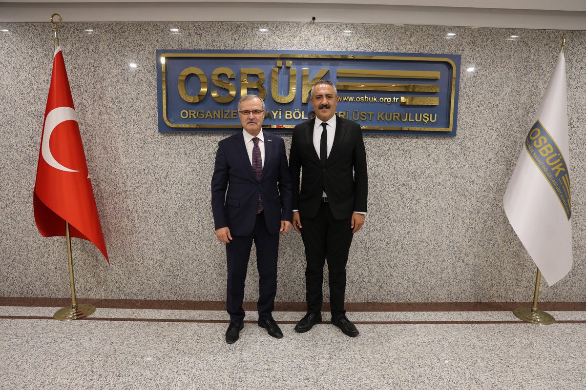 AkhisarOsb's tweet photo. Organize Sanayi Bölgeleri Üst Kuruluşu (OSBÜK) Başkanı Sayın Memiş KÜTÜKCÜ’yü Yönetim Kurulu Başkanımız Ahmet MÜJDECİ, Yönetim Kurulu Başkan Vekilimiz Seçkin Burtan UÇAR ve Bölge Müdürümüz Ali Tuncay TUNÇ ziyaret etmişlerdir. https://t.co/upY3bhsO3W
