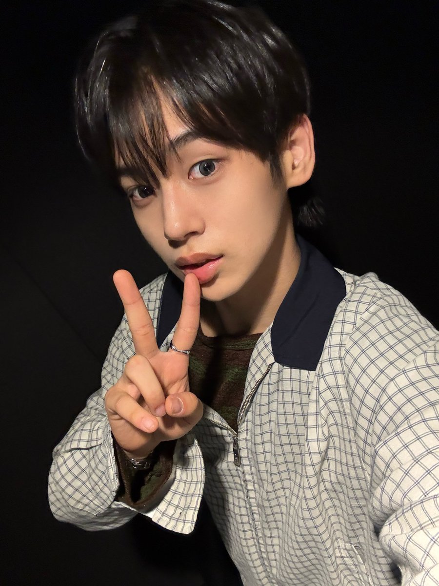 Ddulove_'s tweet photo. 260827 #황은수 코스모♡ 

윙꾸 😉 https://t.co/gpJvEUYSSc