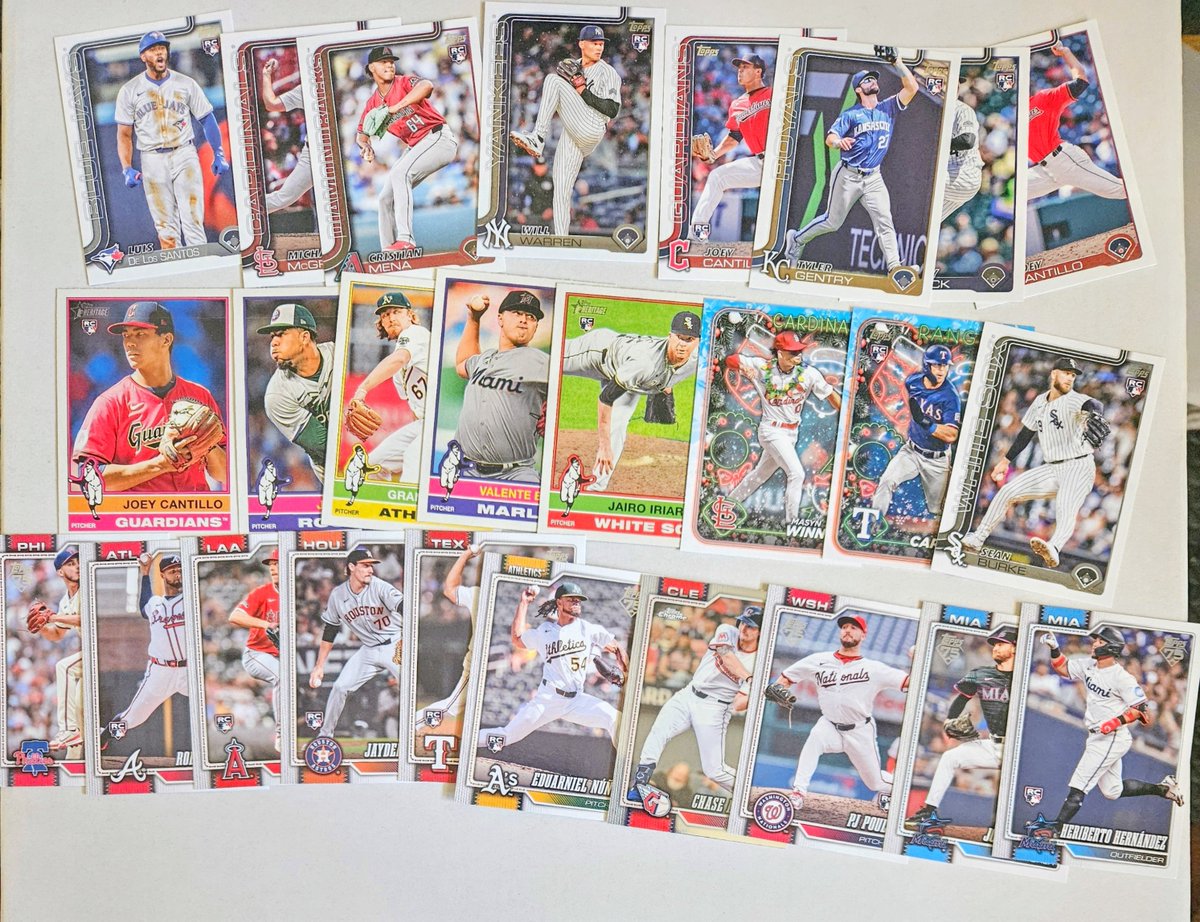 Yanez_cards12's tweet photo. @TheShop_CC $25 shipped
416 baseball base
37 base rookies #THFpro https://t.co/Z35c1RZy8w