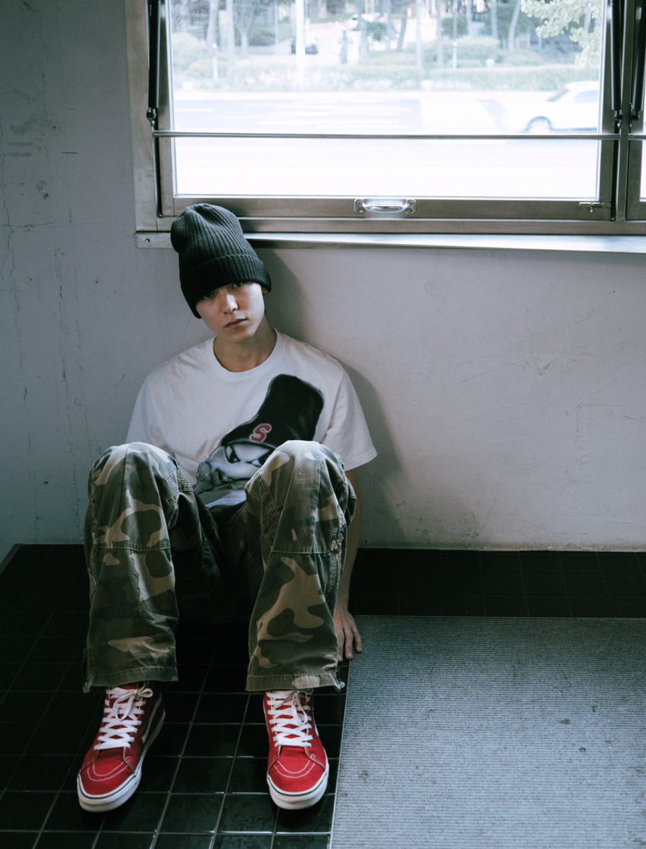chweposts's tweet photo. vernon for visla. fm https://t.co/70zaawJ71O