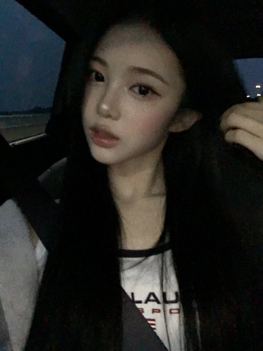 ianpicts's tweet photo. weverse update ♡ #ian https://t.co/eeUDPvTflT