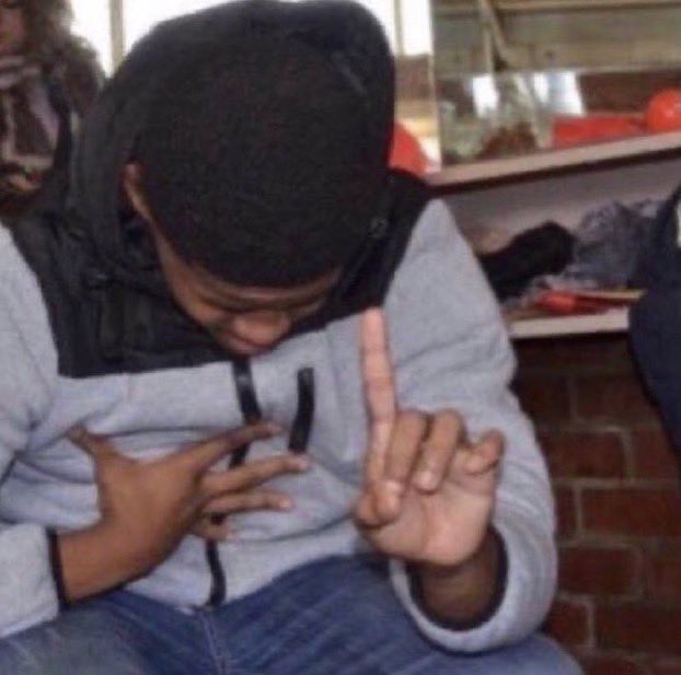 tavey_'s tweet photo. @thee__adee Fuck😭 https://t.co/nkccu1fxfY