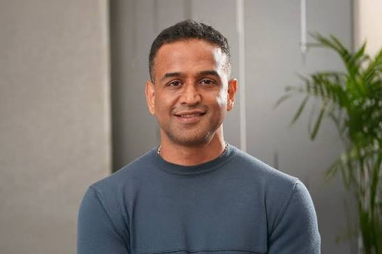 20kgup's tweet photo. Zerodha’s latest update shows how its core business is changing:
​
Net profit rose just 1.2% to Rs 4283 Cr. As market trading cooled down, revenue from transaction fees dropped.

​Margin funding which is letting clients borrow money to buy stocks,already makes up 10% of total https://t.co/KuN52z7PqQ
