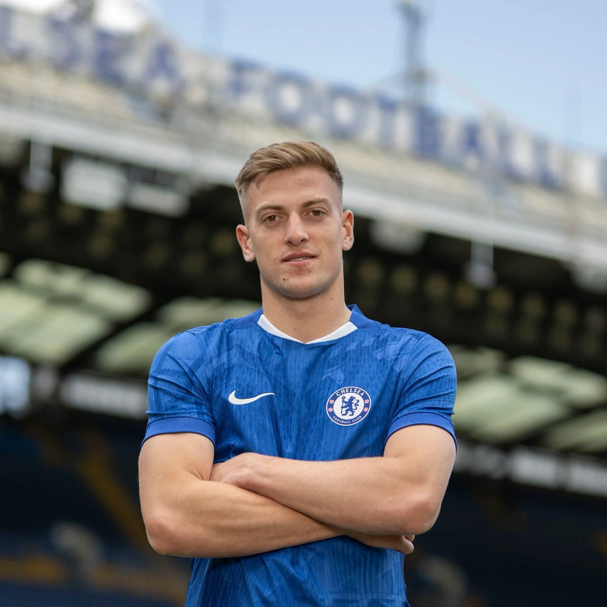 cfc_obe's tweet photo. @ChelseaFC Best deal ever 😅 https://t.co/Zvzl0Dj6Eo