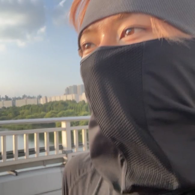 hyminchan's tweet photo. LITERALLY HIM https://t.co/UoeE0MCtvG