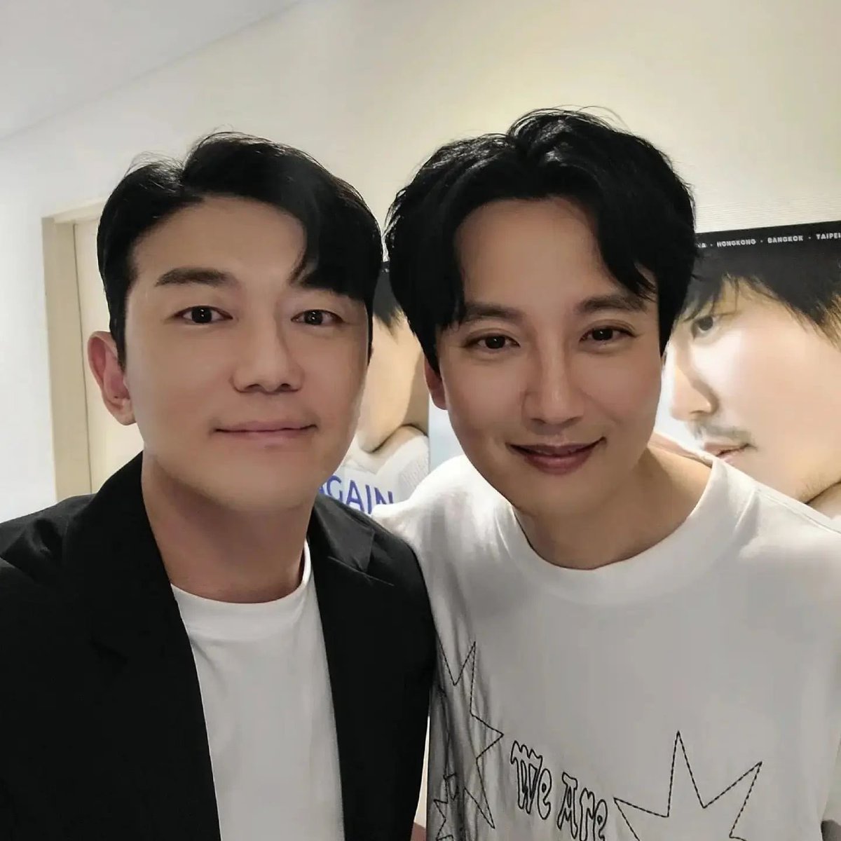 Hygge_GIL's tweet photo. 보컬쌤과의 인연 오래 가는 거 보기 좋다☺️ https://t.co/QvLRmpj0iD