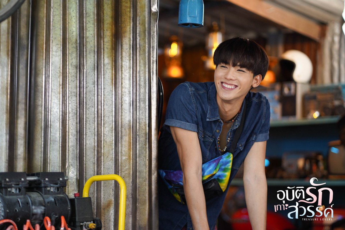 arlongfamily's tweet photo. Sneak Peek! 🫣 ก่อนไปดู EP.2 คืนนี้ 🌊⛵️🌴

#อุบัติรักเกาะสวรรค์
ทุกวันพุธ-พฤหัสบดี เวลา 20.30 น.
#TreasureLovers
#ดูทีวีกด33ดูออนไลน์ที่3Plus
#ArlongFamily
#ArlongGroup https://t.co/XSHQGXdZiW