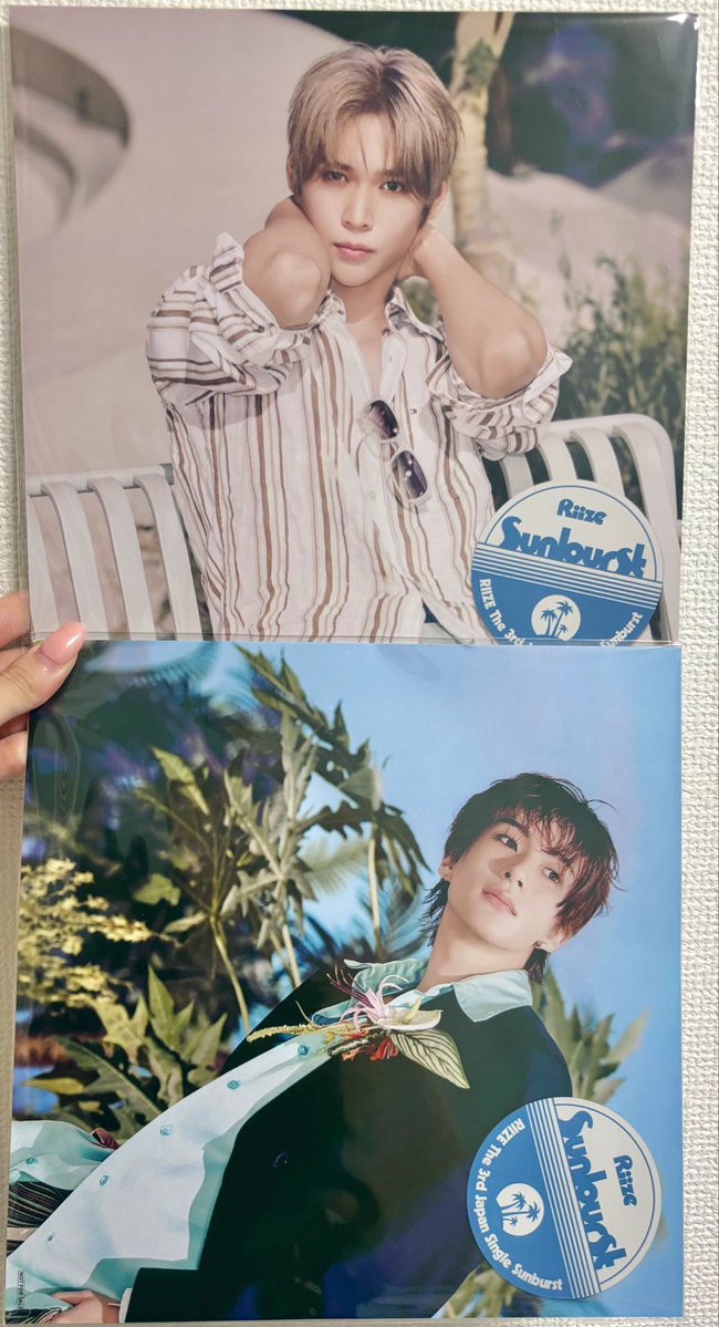Blacksha_'s tweet photo. RIIZE sunburst トレカ　交換

譲) 1、2枚目　ケミ　通常盤　ユニバ　amazon特典　ラキドロ:ソヒ

求) 3、4枚目　💖>💓　ソンチャン ウンソク 

異種交換🙆🏻‍♀️、ラキドロの場合複数お譲り検討いたします。
お気軽にお声がけください🙏 https://t.co/Qd0JrCzBaW