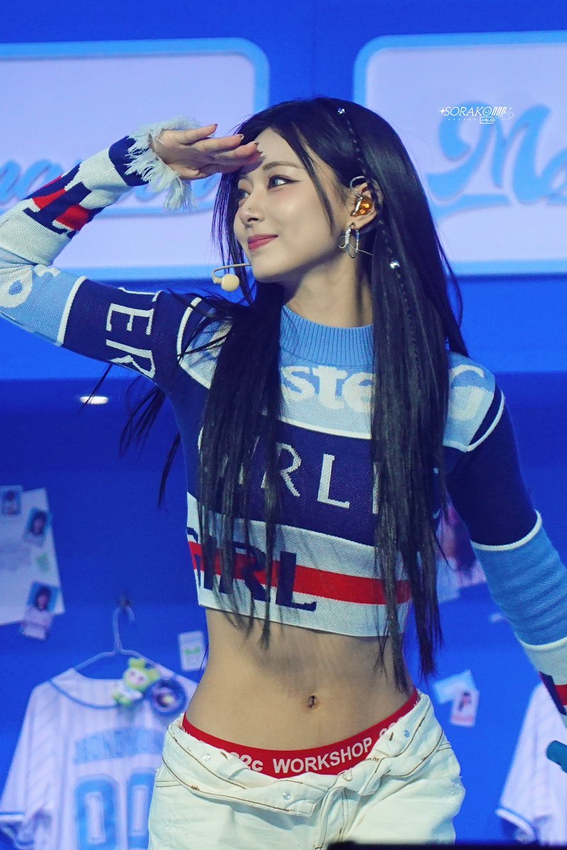 chae_3955's tweet photo. ツウィちゃんの奇跡の一枚 https://t.co/VMwWI5TChj