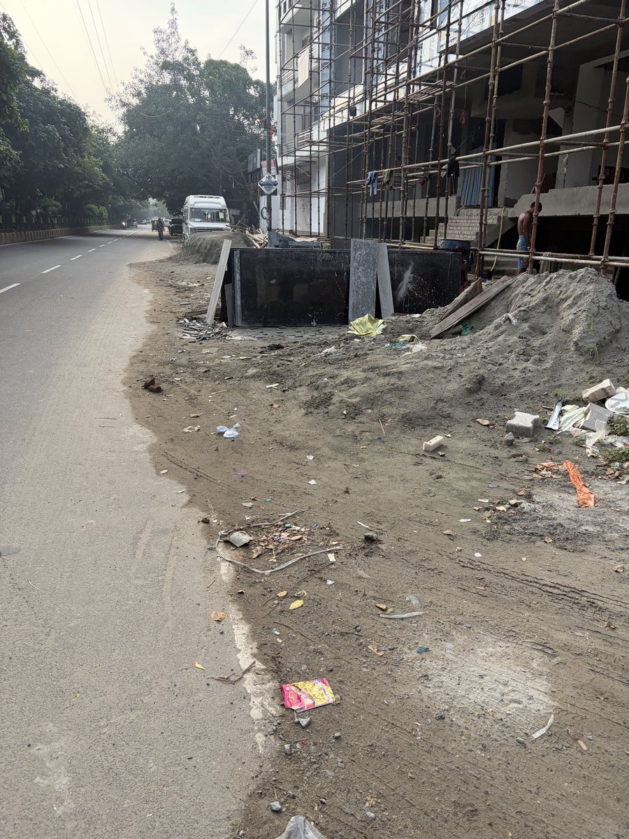 prateekjainmca's tweet photo. @AMRUTCityGzb @SBMUrbanUP @mlkhattar @tokhansahu_bjp @aksharmaBharat @ChiefSecyUP @Secretary_MoHUA @RoopaMishra77 @dm_ghaziabad @sunitadayalbjp This is ground reality. https://t.co/1Ro0Vi6R0a