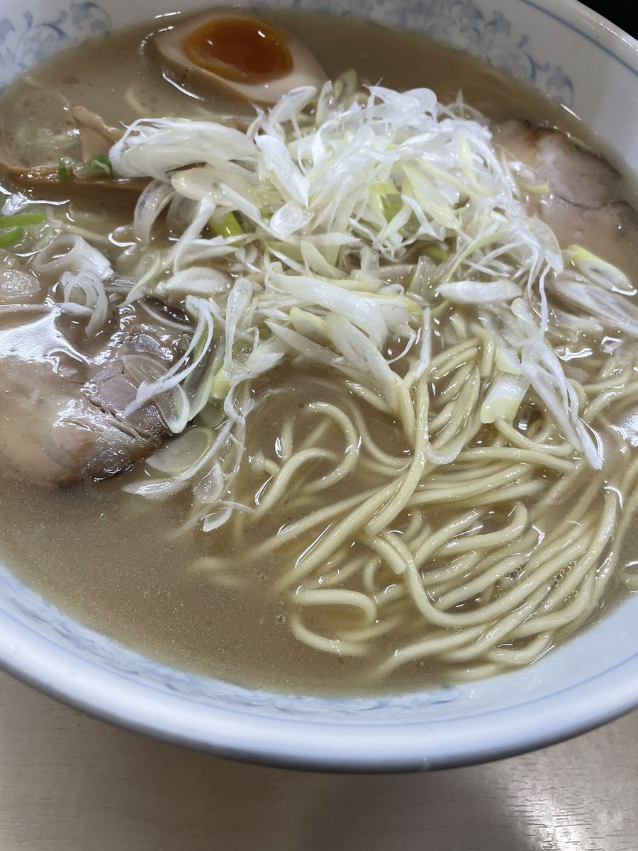 mobuoji_rx78's tweet photo. @KK5x5MEKwSnvRep そんな君にはこれだ！
あんま美味くなかった千葉のラーメン https://t.co/9hepfsaT8q