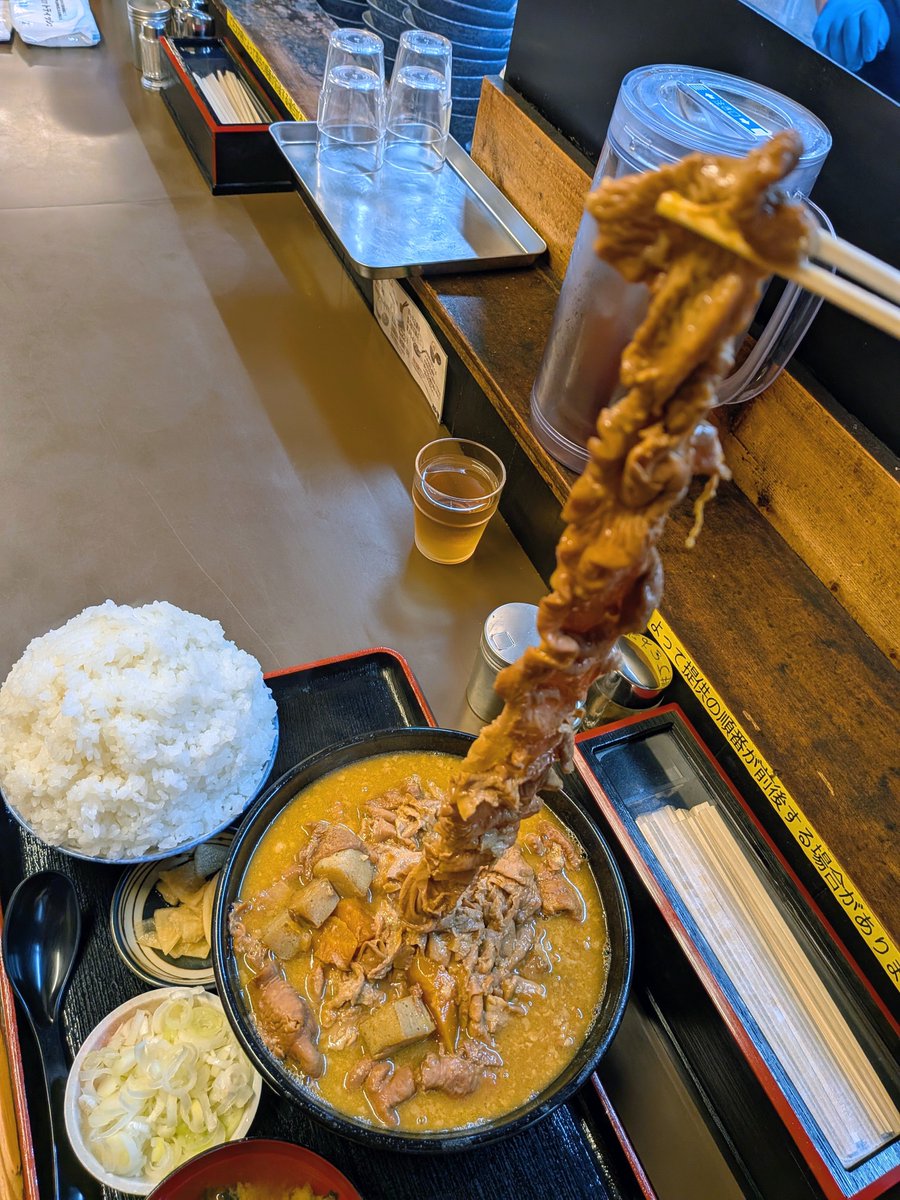dekamoriramen's tweet photo. 都内最長の一本もつ煮が食べられる店
※一本もつ煮は電話にて要予約

もつ煮カド屋 青梅 https://t.co/l8u8PzgnxU