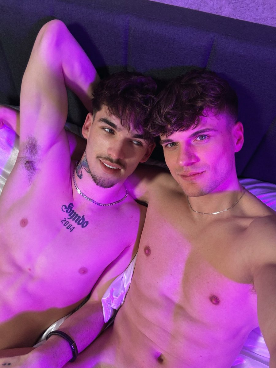 Darryl_Ryder_04's tweet photo. After sex selfie 😈 @just_luuke #mlm #chudai #twunks #twinks https://t.co/2dWpVIoAZF