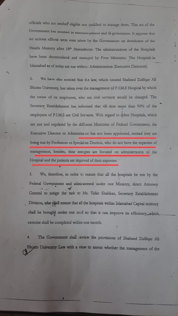 NaveedSiddiquii's tweet photo. پمز میں ڈاکٹرز کو اہم انتظامی عہدے کیوں؟
پمز میں مبینہ طور پر ایسے ڈاکٹرز کو اہم انتظامی عہدے دیے گئے ہیں جن کی بنیادی مہارت کلینیکل شعبوں سے متعلق ہے:

• ڈاکٹر نوید — میڈیکل آفیسر/اسسٹنٹ اینستھیٹسٹ — ڈائریکٹر او پی ڈی
• ڈاکٹر شرجیل — میڈیکل آفیسر — ڈائریکٹر ایمرجنسی
• ڈاکٹر زوفشاں — میڈیکل آفیسر — ڈائریکٹر پلاننگ اینڈ ڈویلپمنٹ
• ڈاکٹر رانا فاطمہ — میڈیکل آفیسر — ڈائریکٹر انڈور
• ڈاکٹر سعدیہ نثار — میڈیکل آفیسر — ڈپٹی ڈائریکٹر ایم سی ایچ
• ڈاکٹر رابعہ بلوچ — میڈیکل ��فیسر — ڈائریکٹر چلڈرن ہسپتال
• ڈاکٹر نوشیلہ — گائناکالوجسٹ — ڈائریکٹر ایم سی ایچ
• ڈاکٹر ناصر — کارڈیالوجسٹ — ڈائریکٹر کارڈیک سینٹر
• ڈاکٹر عنیزہ جلیل — میڈیکل اسپیشلسٹ — ڈپٹی ایگزیکٹو ڈائریکٹر
• ڈاکٹر عبدالخالق — پلاسٹک سرجن — ڈائریکٹر برن سینٹر

اصل سوال: کیا کلینیکل مہارت رکھنے والے ڈاکٹرز کو ایسے انتظامی عہدوں پر تعینات کرنا سپریم کورٹ کے 2016 کے فیصلے کی روح سے مطابقت رکھتا ہے؟

پمز کی موجودہ انتظامی اور طبی صورتحال پر میرٹ، اہلیت اور جواب دہی کے حوالے سے سنجیدہ سوالات اٹھ رہے ہیں۔
ایسی مثالیں بھی موجود ہیں جہاں میل نرسوں کو ہاؤس کیپنگ کے ساتھ ساتھ لیگل اور پلاننگ ڈیپارٹمنٹ میں بھی ذمہ داریاں سونپی جا رہی ہیں۔ اس قسم کا انتظام بالخصوص سپریم کورٹ کے 2016 کے فیصلے کی روشنی میں تشویشناک ہے، جس میں کلینیکل عملے کو...