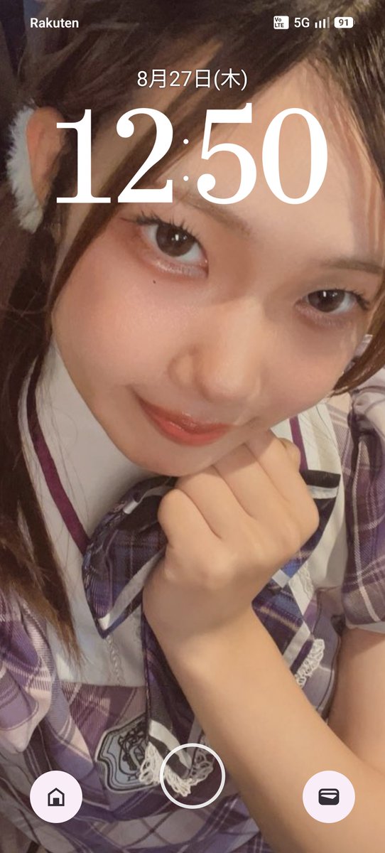 sssmuu's tweet photo. @Kanameruchan １枚め　ロック画面
２枚め　ホーム画面🆕 https://t.co/btUKhRoRjR