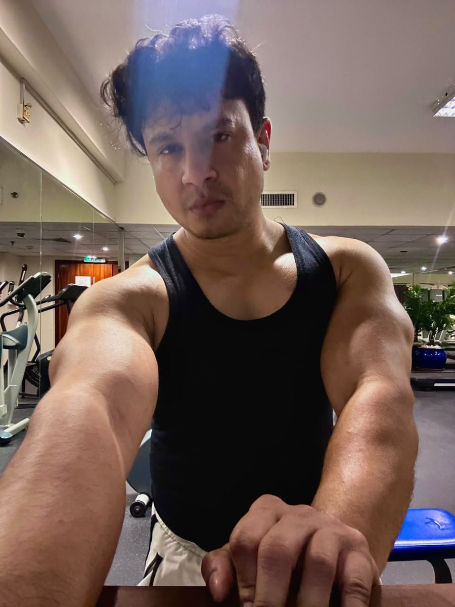 shakeraizbr's tweet photo. Ativo ou passivo?🍑🍆
#gay #masturbacao #punheta #banheirao #rt #privacy #onlyfans #dubai #Shaike #porra #cum #broderagem #academia #gym #tarado #musculoso #caralho #tesao
#ativo #passivo #cuzinho #cu #liso
Big ass or big dick 🍑🍆
https://t.co/h5Gbbu6ES4 https://t.co/4qu3XehZR3