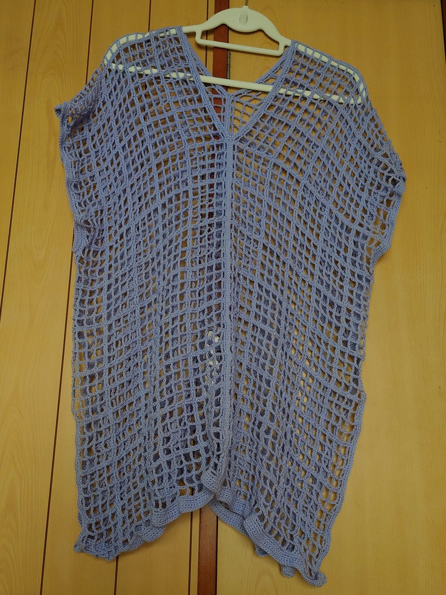 sathuki0507's tweet photo. 百鬼夜行やりながら編んだ方眼編みのベスト🧶

百鬼夜行はポチポチの間隔が短いので、方眼編みが便利でした

後半は応援ボタンポチポチするのに忙しくて編めなかったですが
夜花は放置出来るので仕上げることが出来ました(笑) https://t.co/4DNu6PDmTh