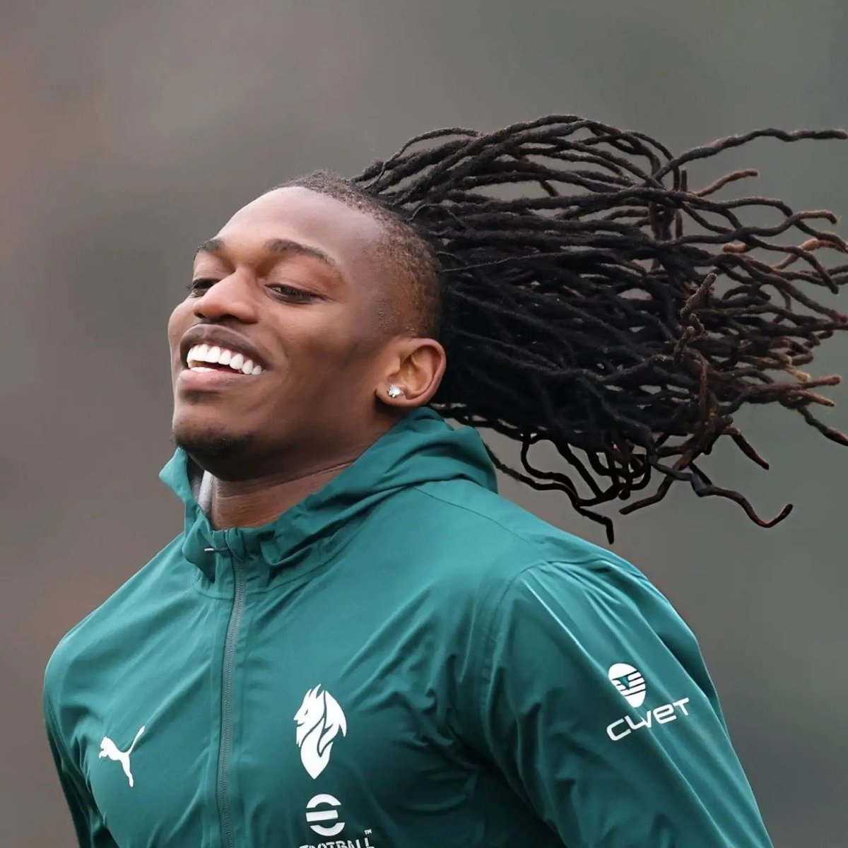 GS_Feed's tweet photo. Gardi ile Rafael Leão’nun avukatının TSİ 16.00’da görüşülecekmiş.

(@bichonews_ ) https://t.co/8LBaEisZLb