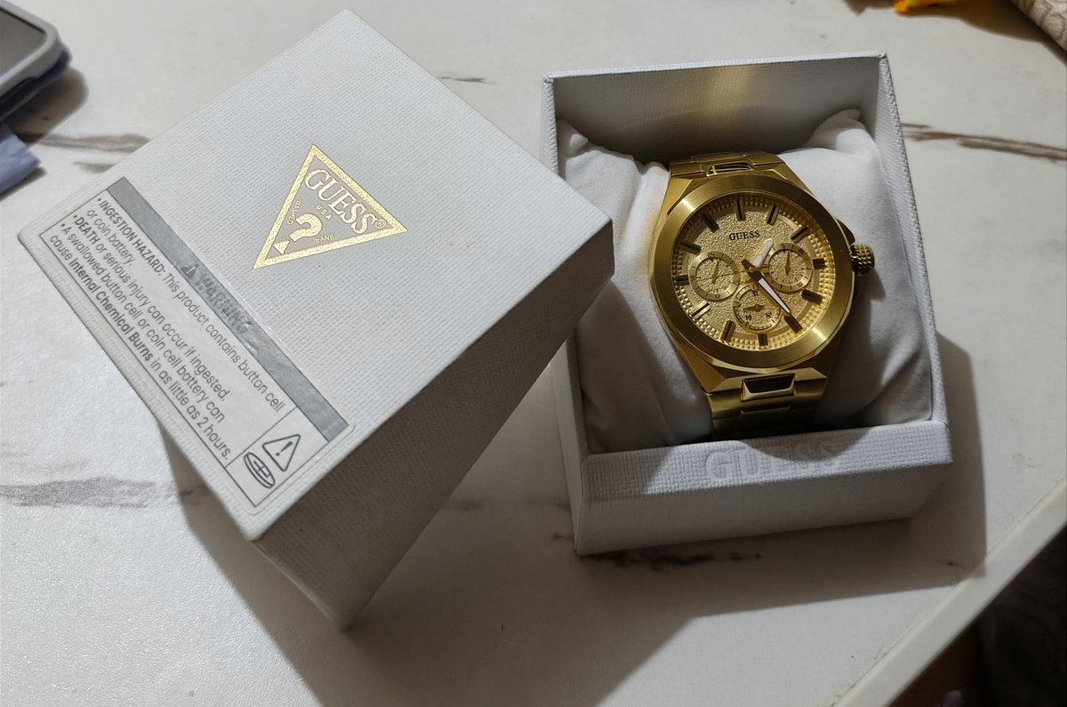 lindsaysloverr's tweet photo. WTS: Guess Dashboard G0798G2
Condition: Like new. Minor signs of usage on the backcase, but the protective film is still on.
Price: ₱8,000
Transaction: Meetup only (around U-Belt area).📩 DM for inquiries! #WatchesPH #WatchFam #UBelt #Manila #WatchForSale
#bnsph #buyandsellph https://t.co/YtJi1nm0Ew