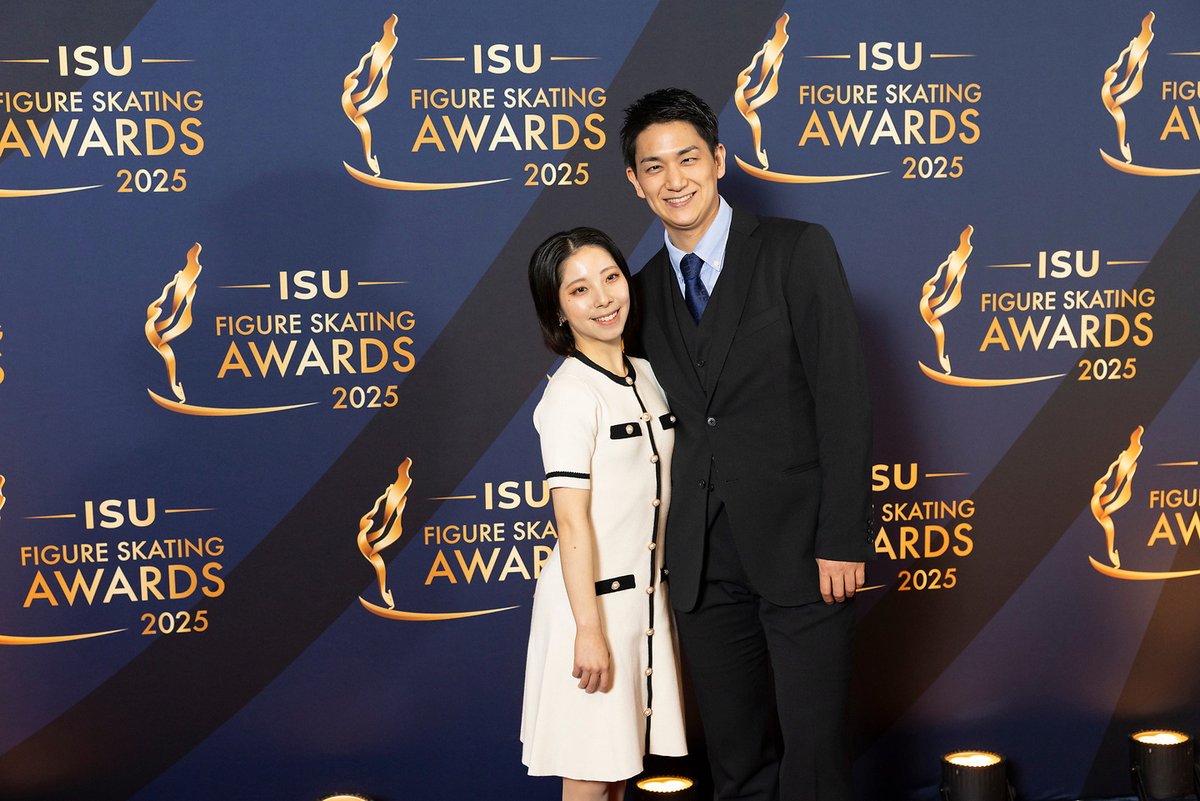 toramomo_tweet's tweet photo. #お気に入りの写真でタイムラインを浄める #りくりゅう
ISU FIGURE SKATING AWARDS 2025（国際スケート連盟の年度表彰式） https://t.co/ZfMBUIdTom