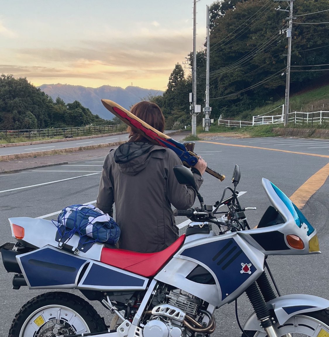 KweBt7vbmUQWpdL's tweet photo. CSMキングラウザー商品化決定おめでとう！

#仮面ライダー剣 https://t.co/Wq5z19GHvN
