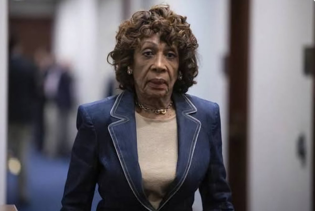 RealHickory's tweet photo. Where's the proof of life for Mitch and Maxine??? https://t.co/PDhJoVJ0Vf